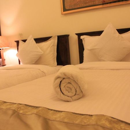 Hotel Shahi Garh جيلسامر الغرفة الصورة